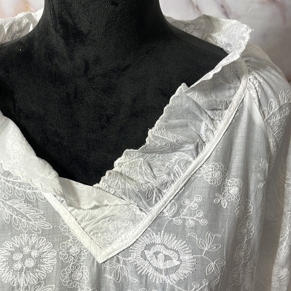 Natori Long  Flare Sleeve Sheer Floral White Embroidered Boho Dress Cover Up S - Picture 2 of 14